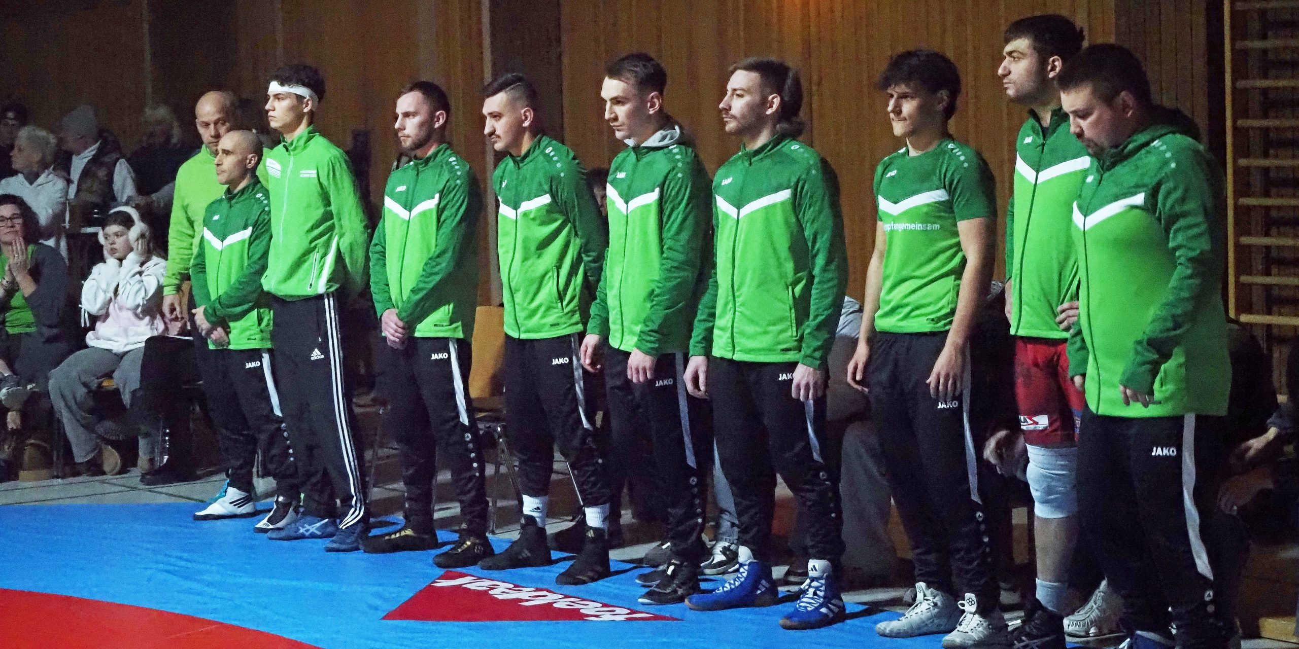 251206_ksv_go_triberg_team_PC063195